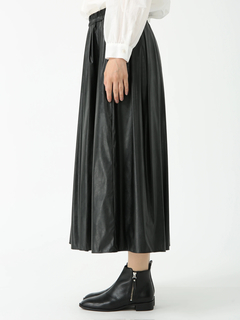 PINORE(ピノーレ) |LEATHERTEX 合成皮革 スカート