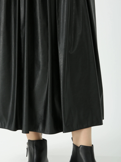 PINORE(ピノーレ) |LEATHERTEX 合成皮革 スカート