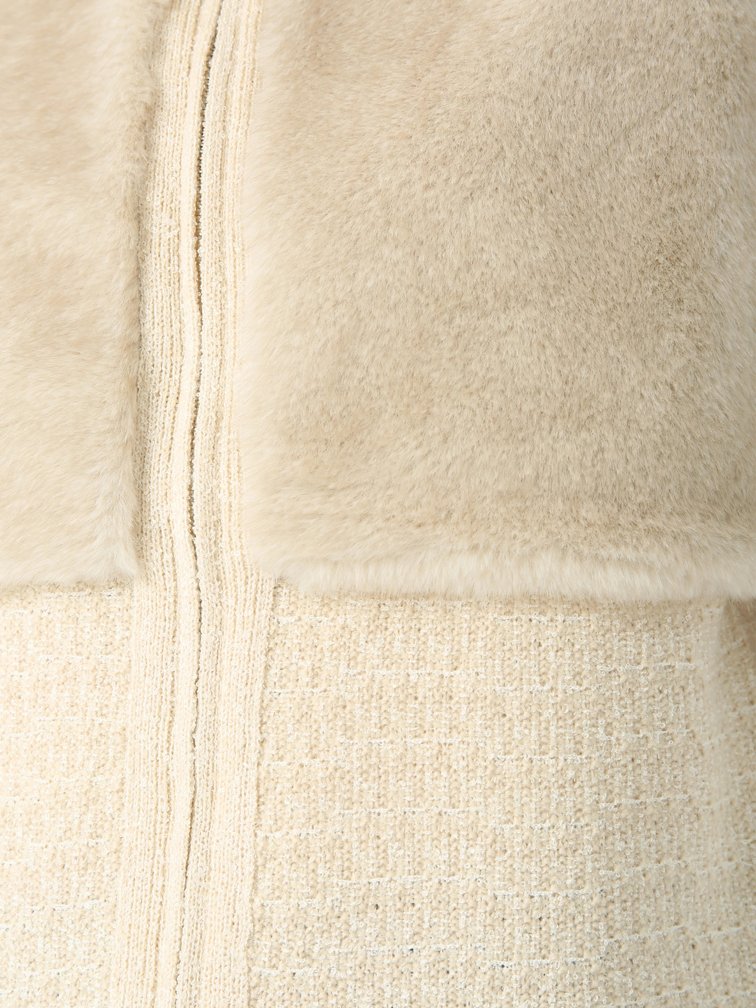 新品ピノーレPINORE レッキスファージレ　ベスト　ベージュ　40 新品ピノーレPINORE レッキスファージレ ベスト ベージュ 40 新品