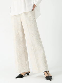 PINORE(ピノーレ) |コードエンブクロス 刺しゅう セミワイド パンツ
