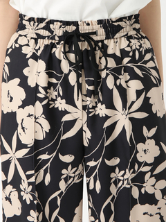 PINORE(ピノーレ) |【カタログ掲載】モダンフラワークロス パンツ