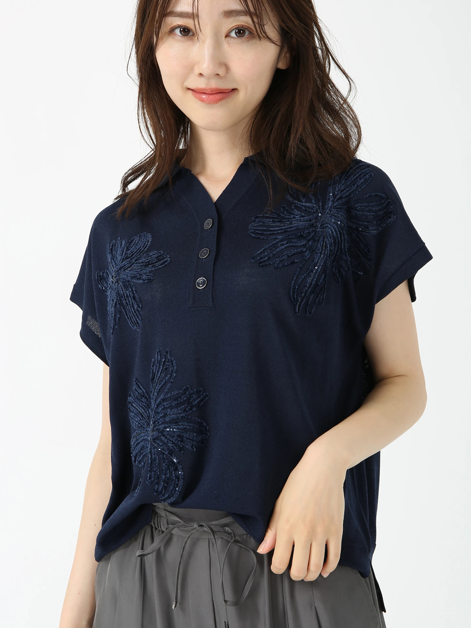 新品ピノーレPINOREチュニックブラウス9~11Flower¥49500 フリック ニット プルオーバー ｜ PINORE（ピノーレ）｜.K online