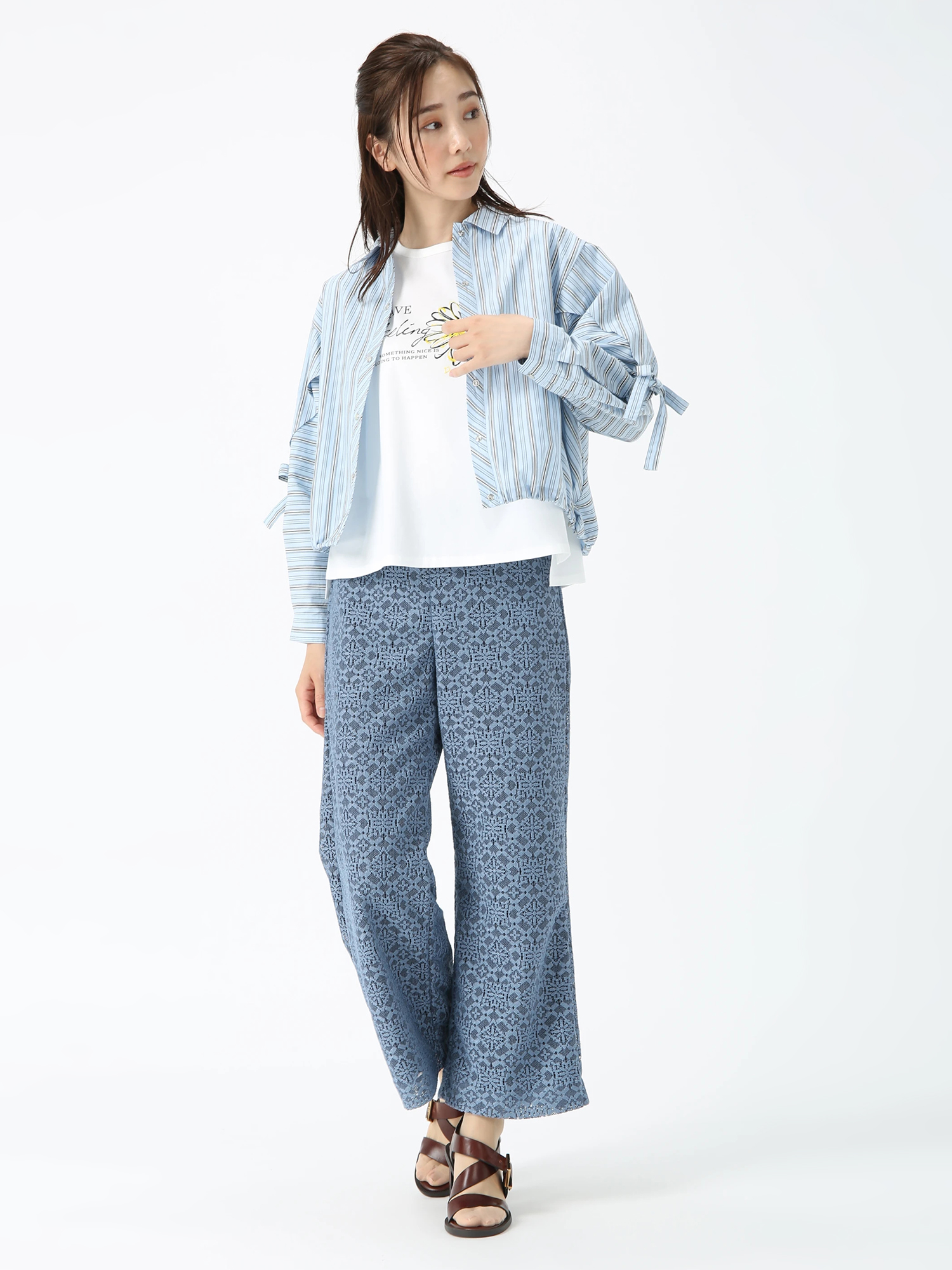 新品・39,600円☆JUDY ジュディ/フラワープリントブラウス ◎手洗い可 フラワープリントフリルスリーブブラウス｜PETAL ONLINE（ペタル