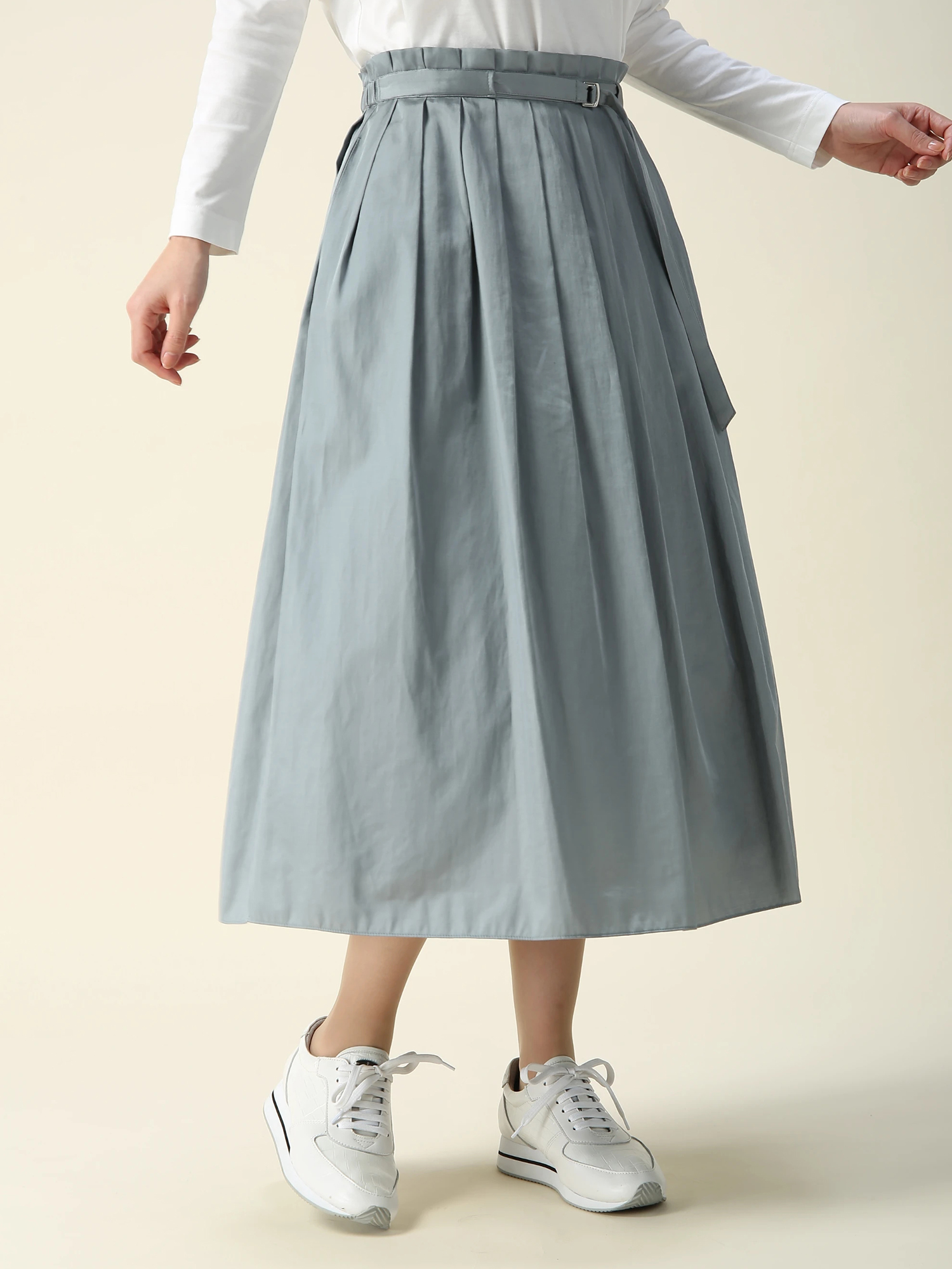 MORABITO BLANC（モラビトブラン）｜シルクライクサテンスカート 