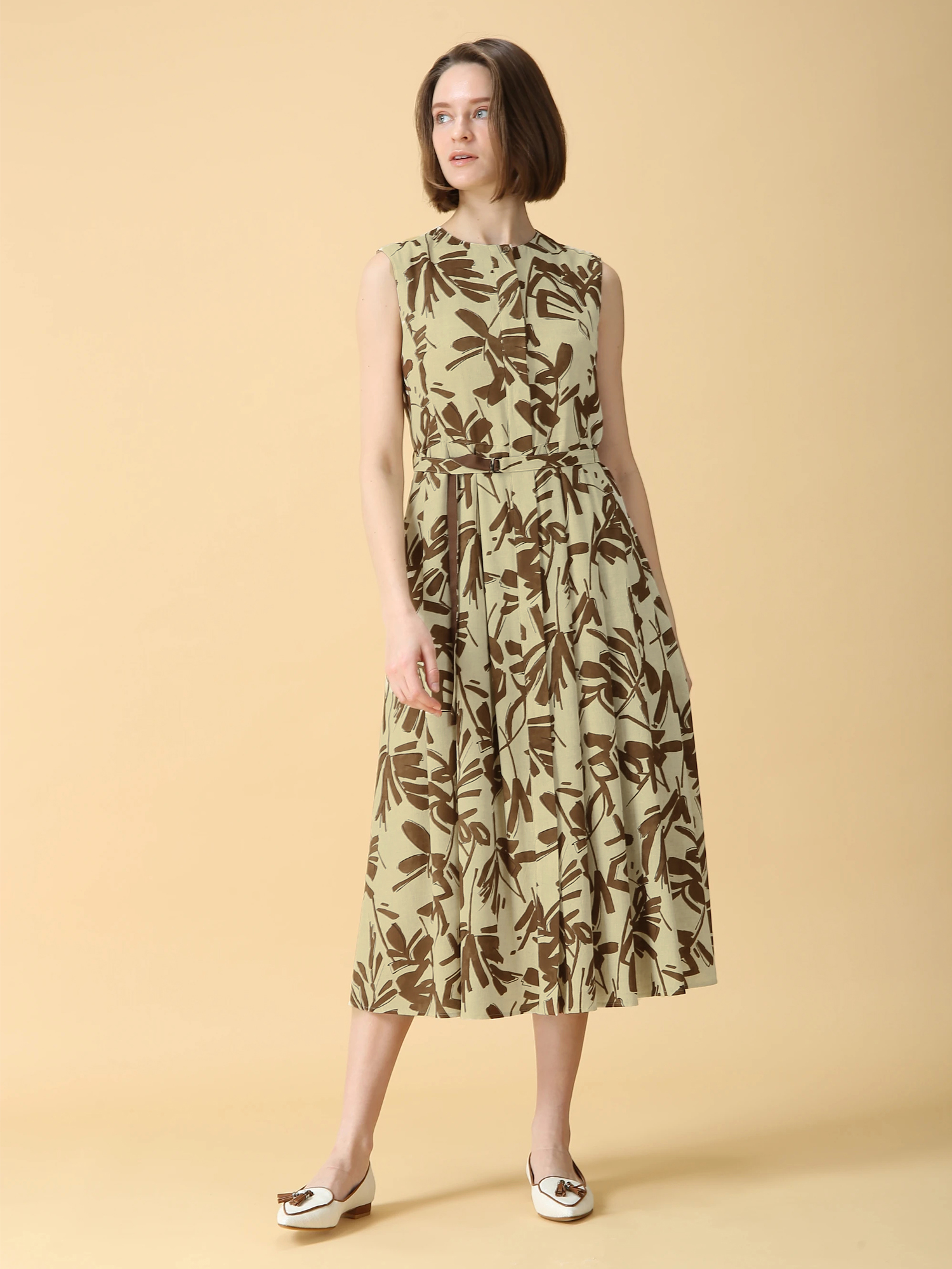 新品・75,900円☆MORABITO BLANC /ロゴプリントワンピース 新品・75，900円☆MORABITO BLANC／ロゴプリントワンピース