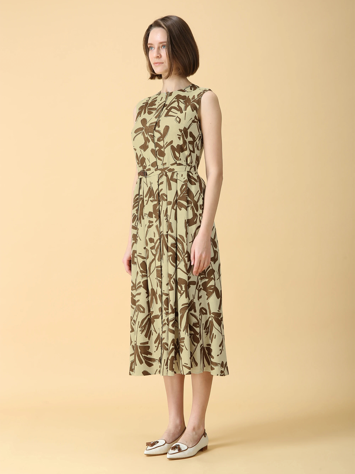 新品・75,900円☆MORABITO BLANC /ロゴプリントワンピース 新品・75,900円☆MORABITO BLANC /ロゴプリントワンピース 公式