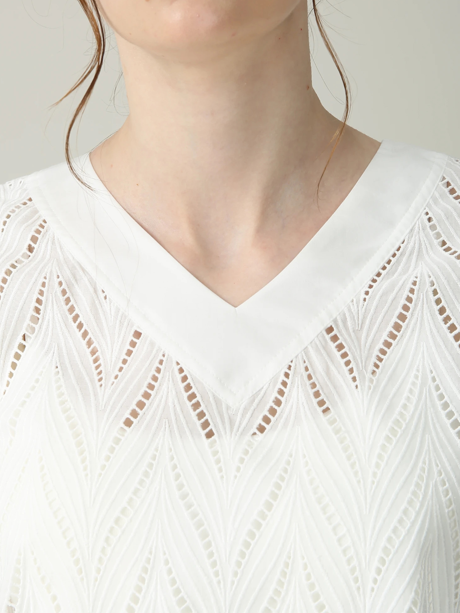 MORABITO BLANC モラビト　ロゴ刺繍 カットソー　長袖Tシャツ レリーフ エンブロイダリー Tシャツ カットソー ｜ MORABITO