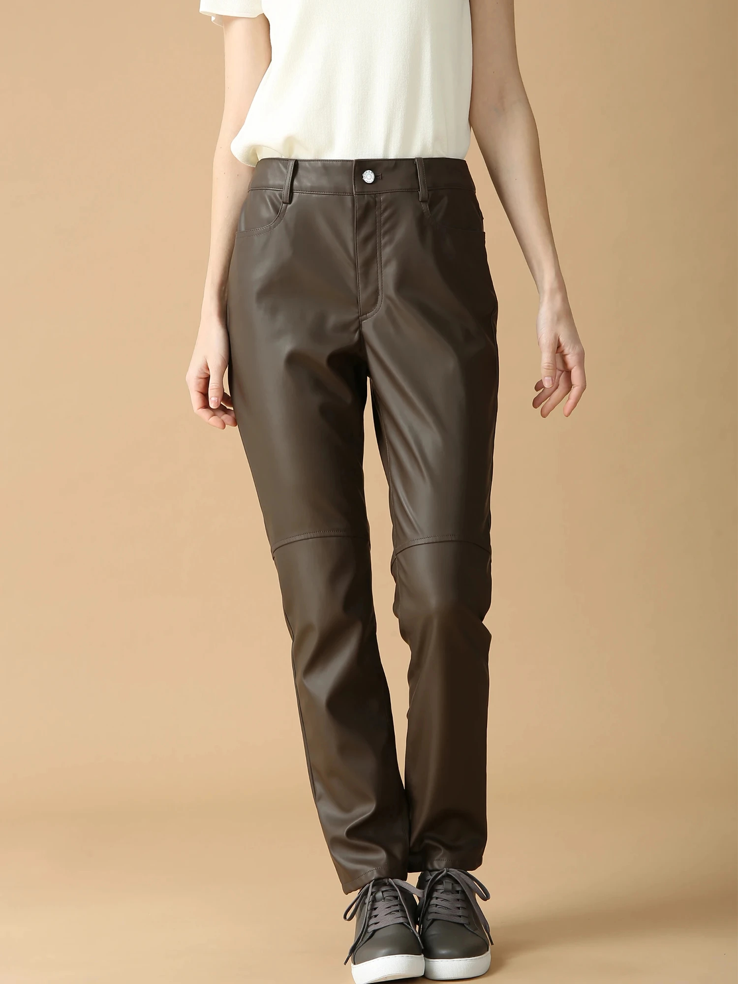 モラビトブラン　ネイビーパンツ　38サイズ モラビトブラン ネイビーパンツ 38サイズ モラビトブラン