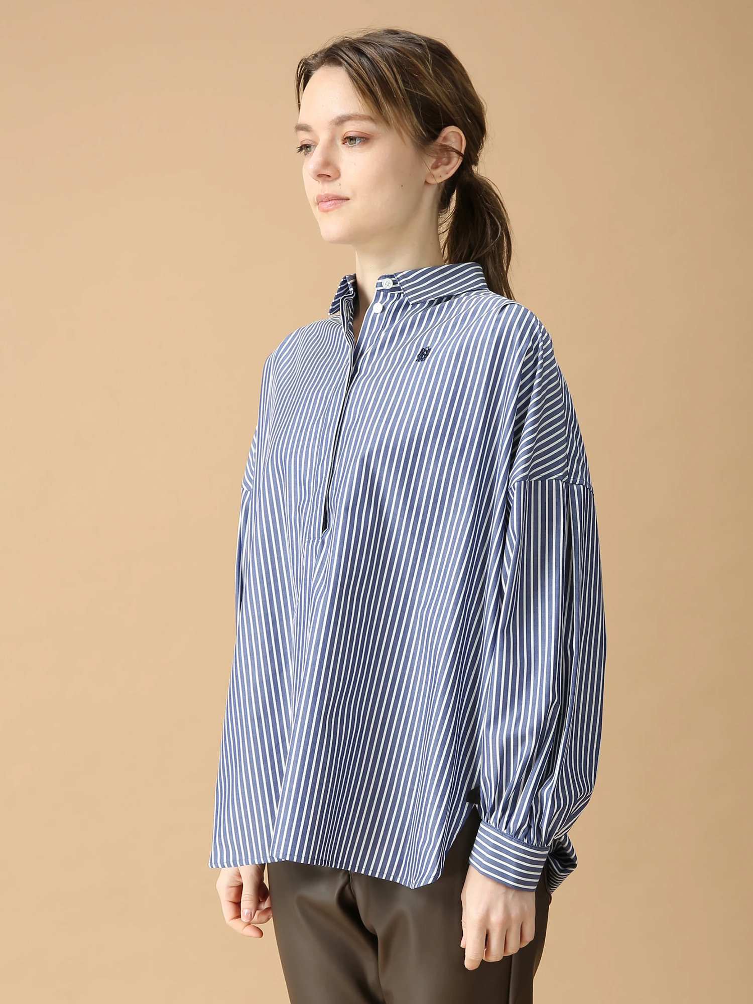 ワンダーコットンブラウス ｜ MORABITO BLANC（モラビトブラン）｜.K