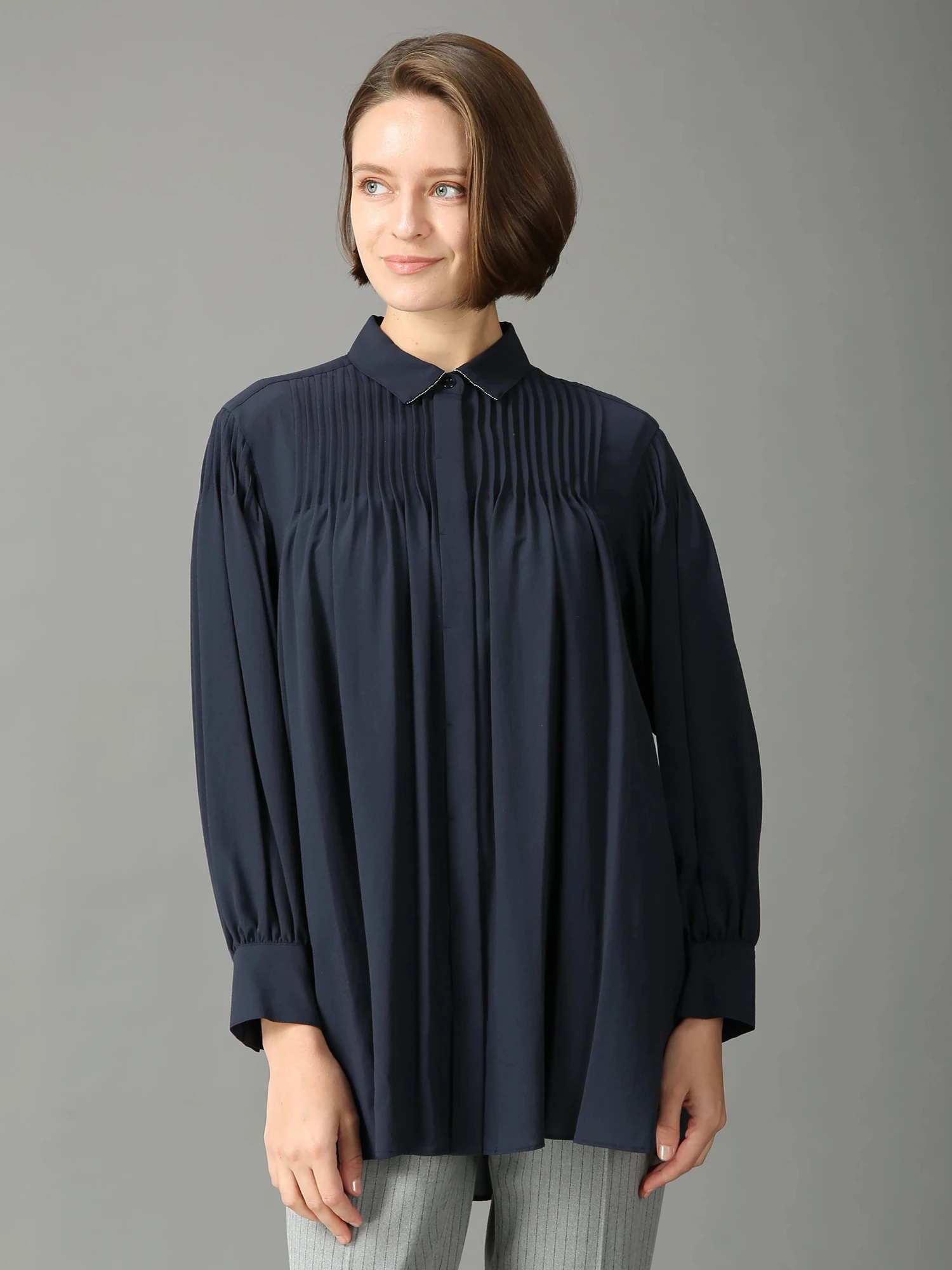 モラビトブラウス モラビトブラウス