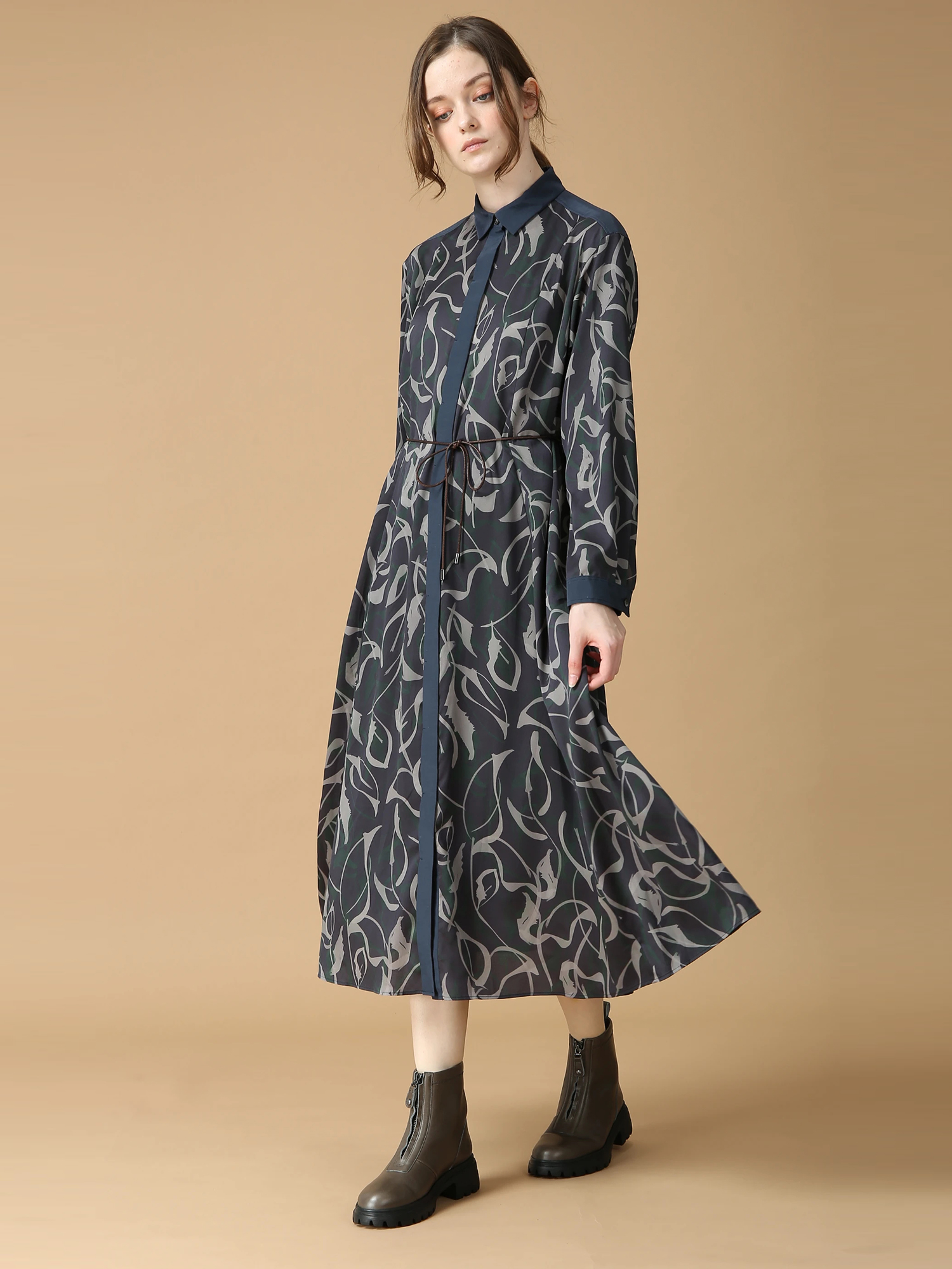 モラビト✴︎スペル⭐️ジオメトリック柄プリントプルオーバーブラウス✨MORABITO MORABITO SPELL〉Noble feminine | モラビト | 大丸京都店公式