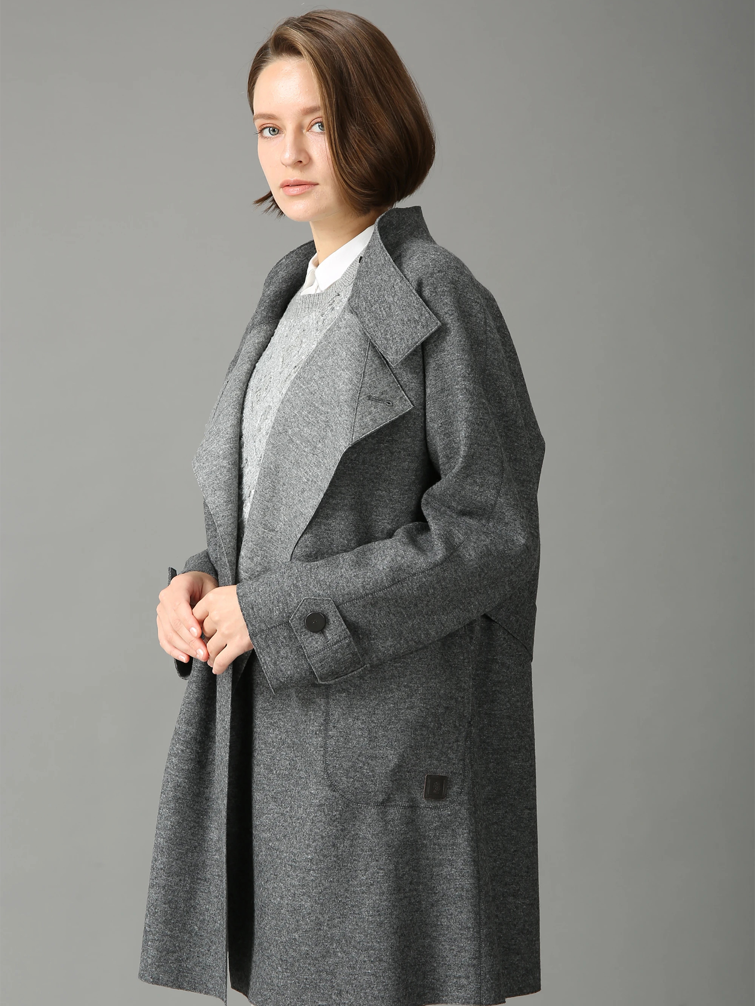 m*m様 美品 完売品 ベイジ RAME カシミヤ混 へリンボーン リバーコート カシミヤ混 2TONE リバーロングコート （アウター）｜ADORE