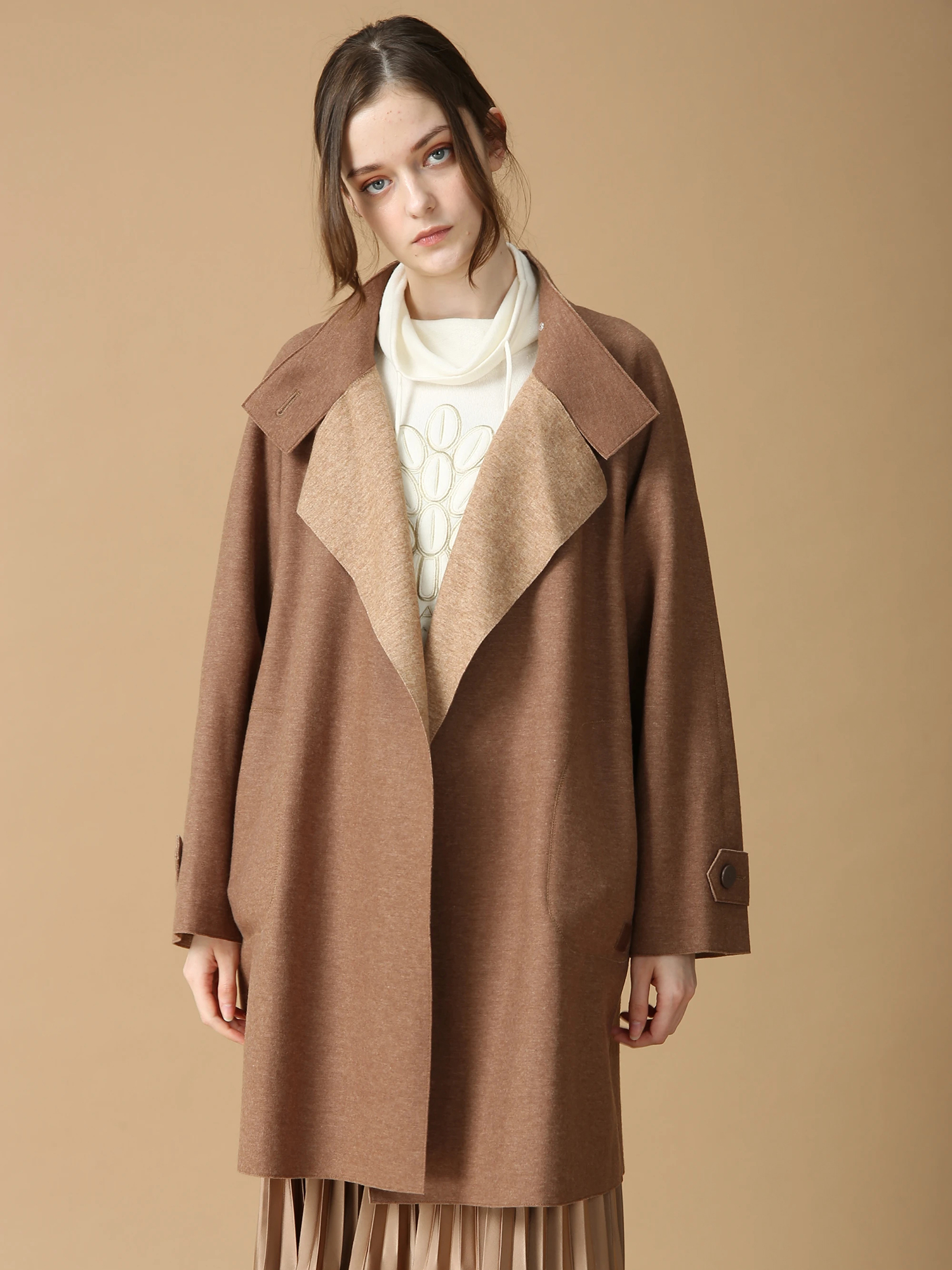 ほぼ未使用　MORABITO モラビトブラン　コート MORABITO BLANC＞ 2025 WINTER COLLECTION 『OUTER＆KNIT COLLECTION