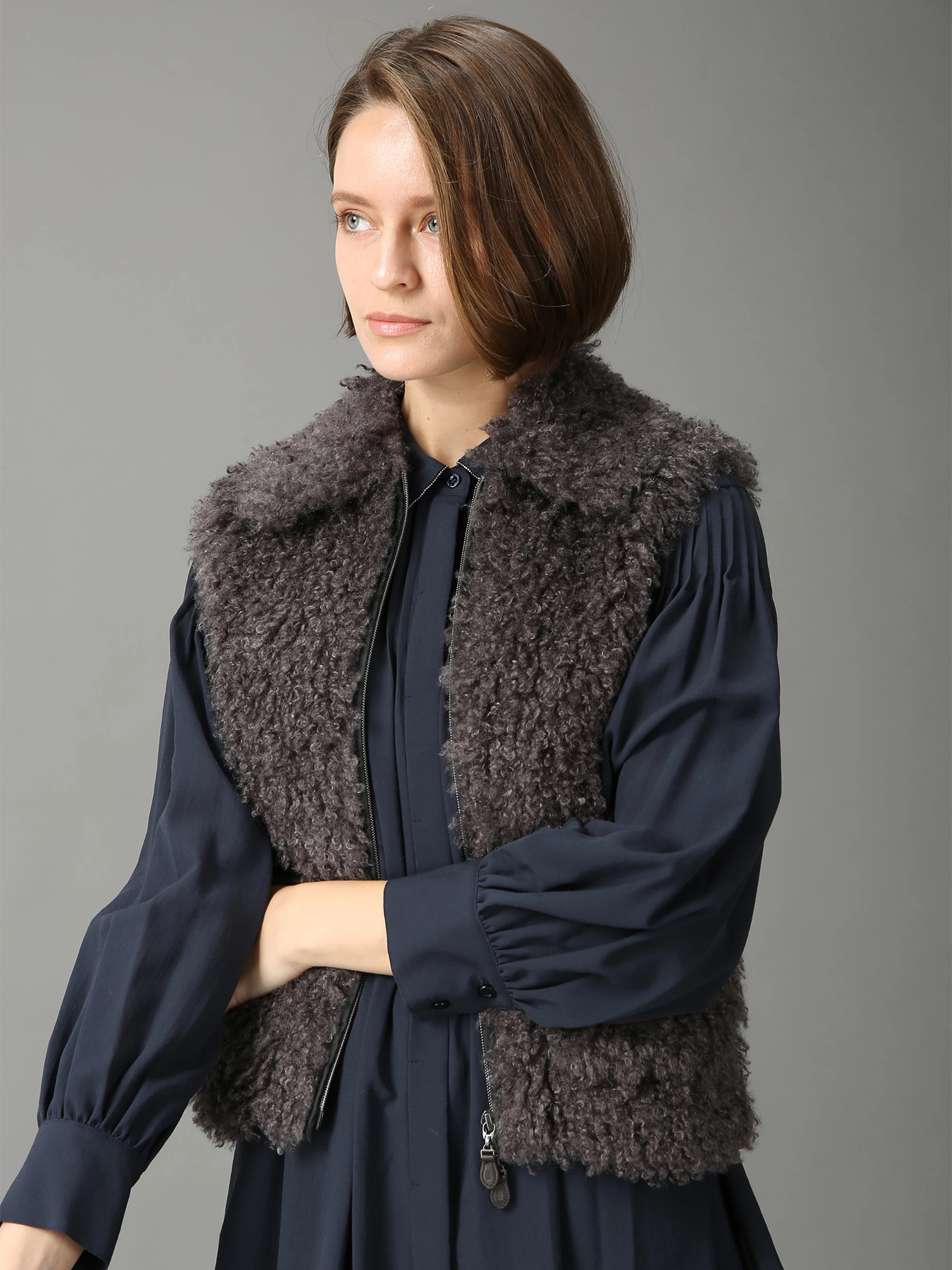 エクラ掲載】 ダブルニードルファー ベスト ジレ ｜ MORABITO