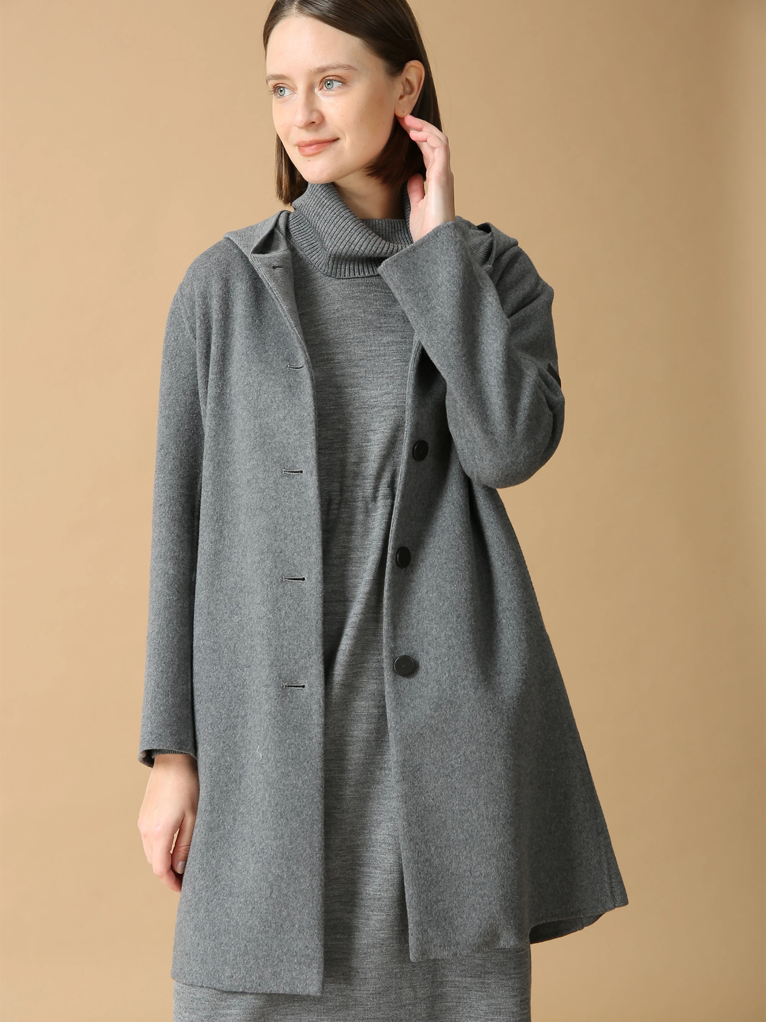 新品タグ付　MORABITO BLANC トレンチコートブルー グレー 38 新品タグ付 MORABITO BLANC トレンチコートブルー グレー 38 新品タグ