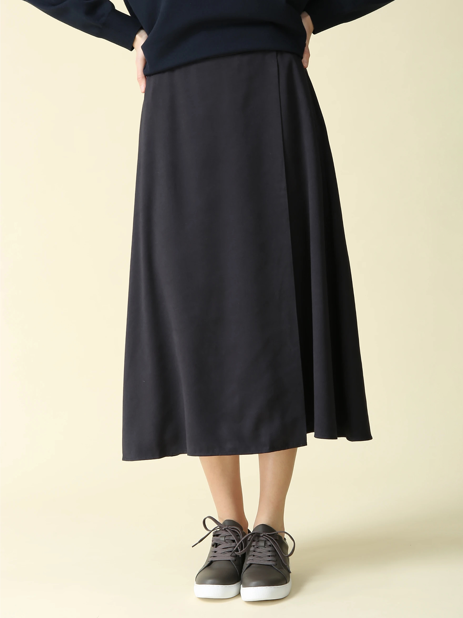 MORABITO モラビト　チュールロングフレアスカート モラビトブラン ビジューフェイクスウェード スカート ｜ MORABITO BLANC（モラビト