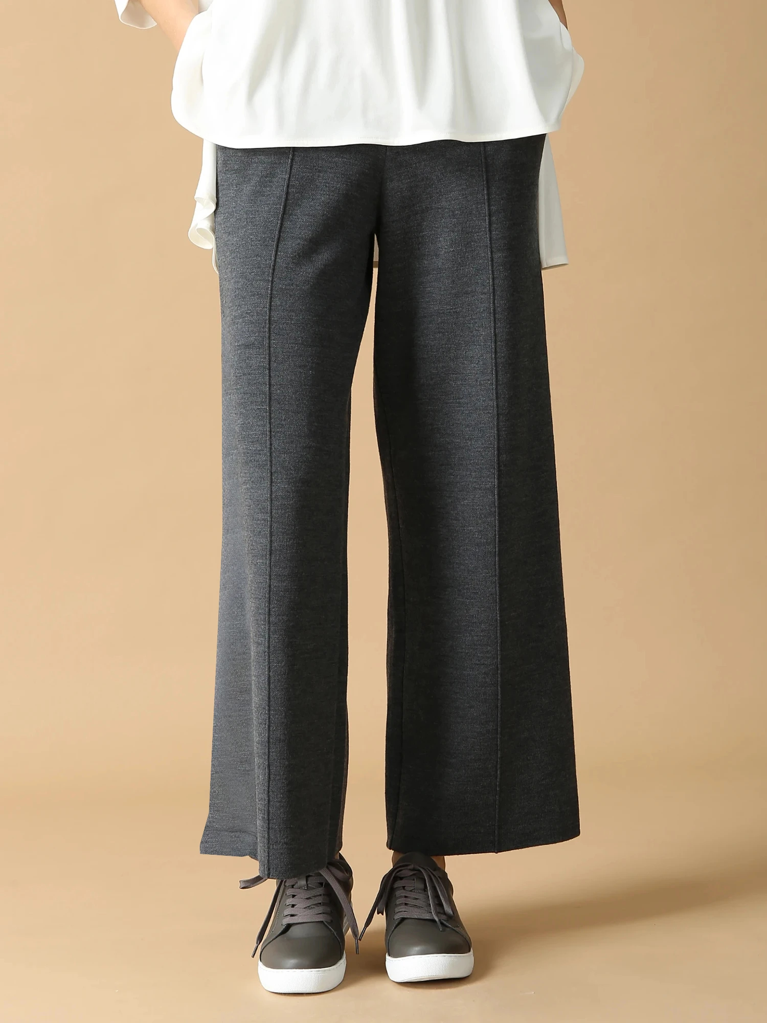 ヴィクトリア エクストラファインメリノ ウール パンツ ｜ MORABITO