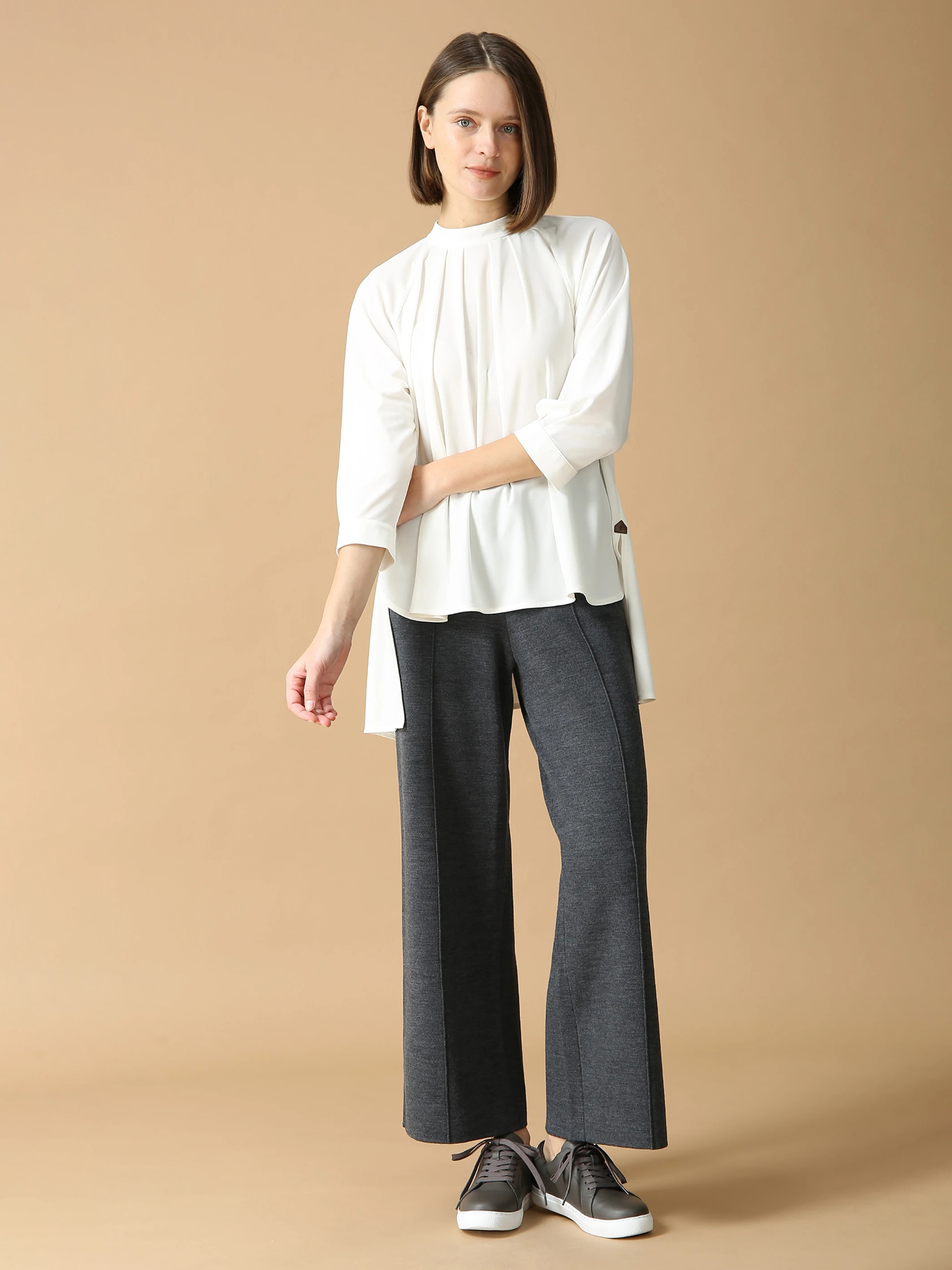 ヴィクトリア エクストラファインメリノ ウール パンツ ｜ MORABITO