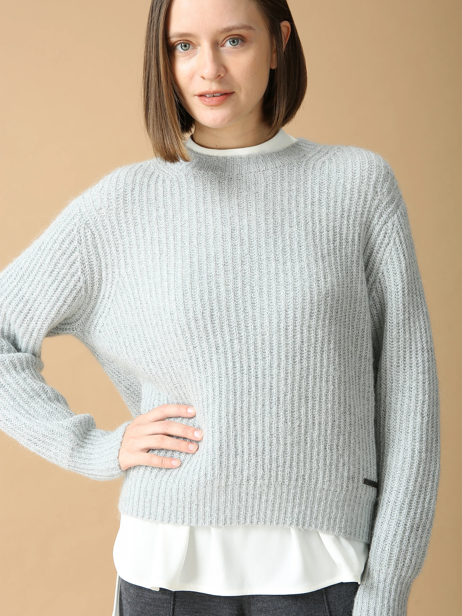 美品✨MORABITO モラビト グレー タートルネック セーター　ニット　40 ラメリリー リブ ニット セーター ｜ MORABITO BLANC（モラビトブラン