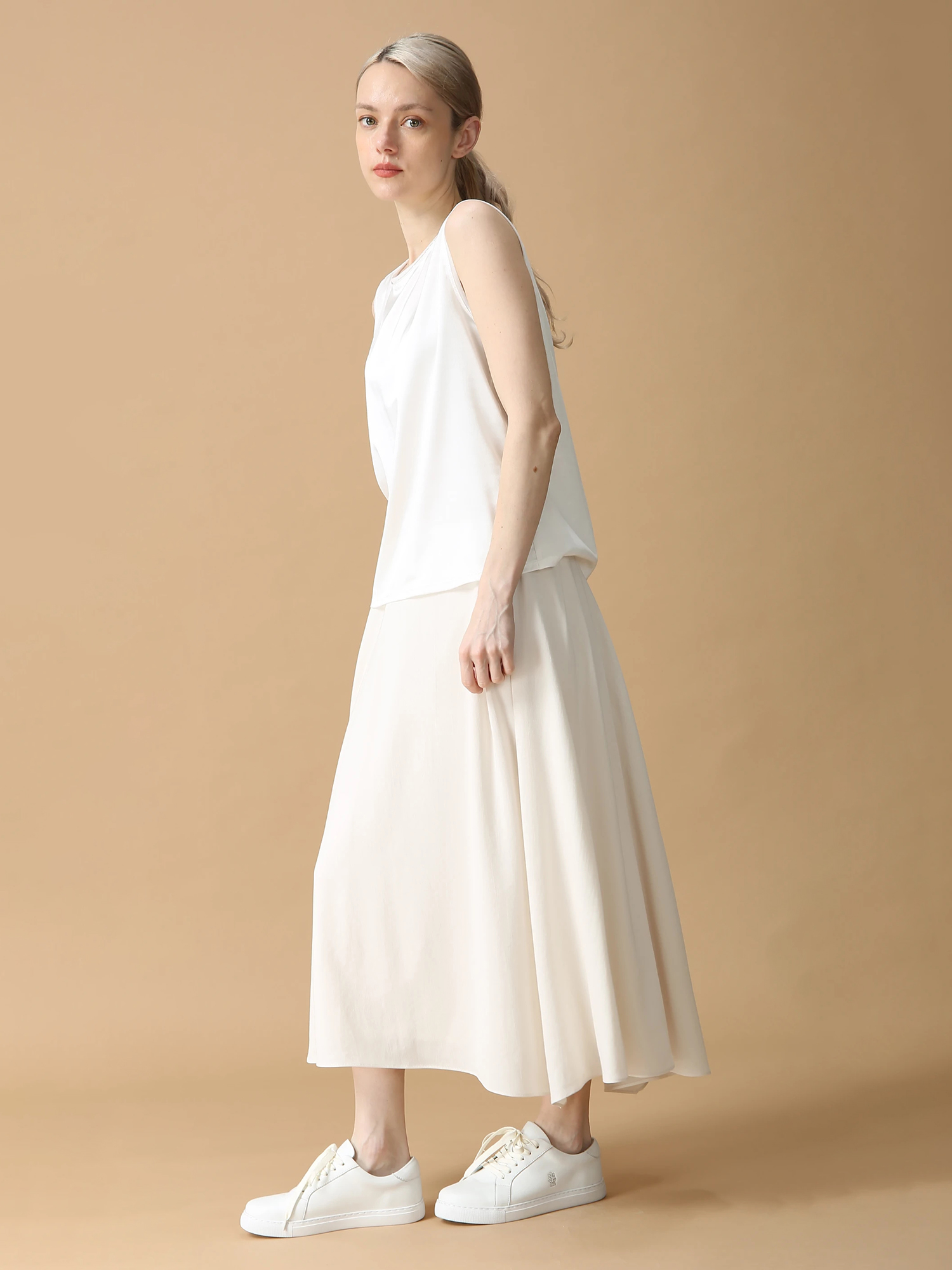 ゾッコンスムースカットソー Tシャツ ノースリーブ ｜ MORABITO BLANC