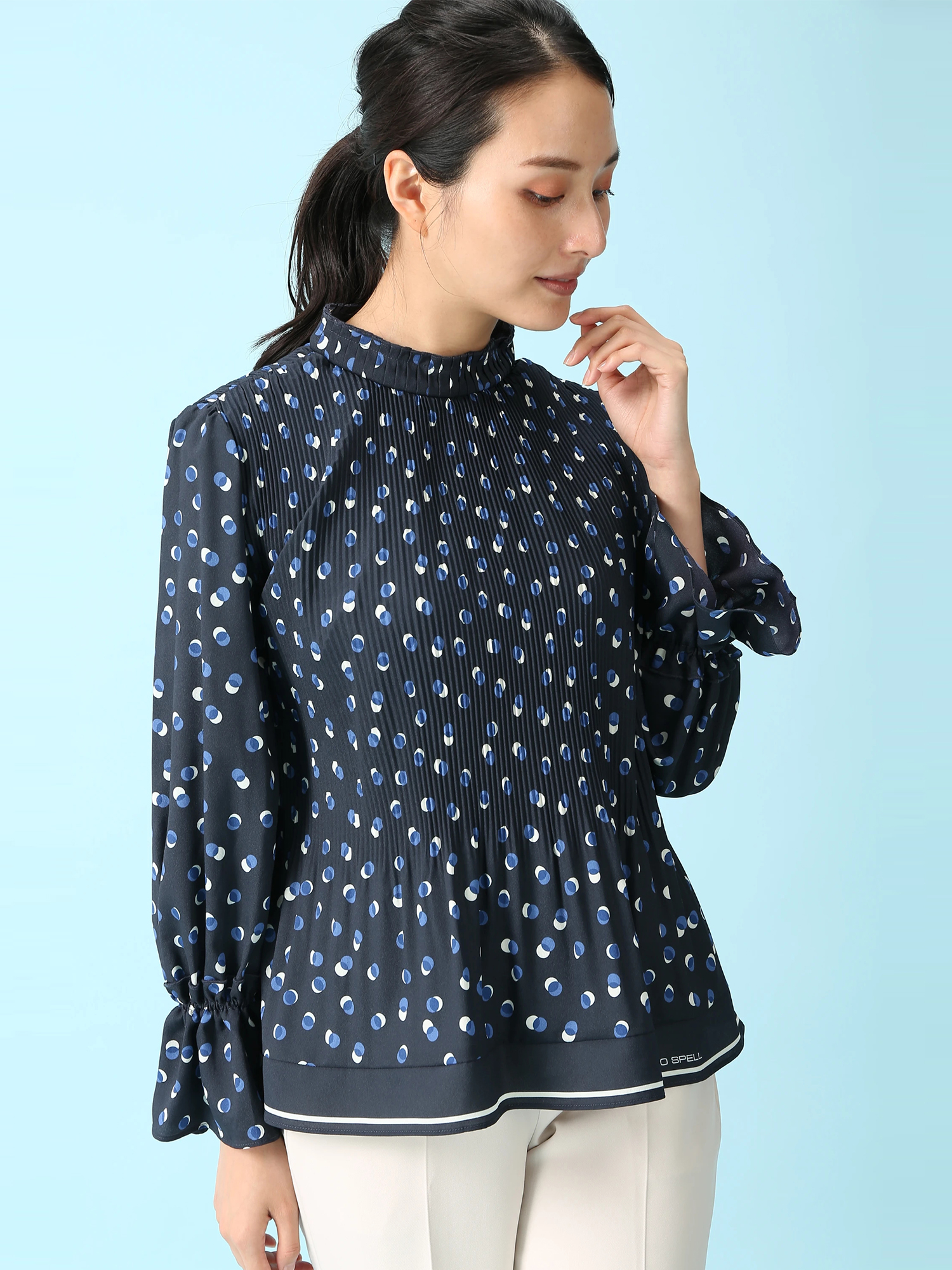 MORABITO - モラビトブラウス SALE 7/31(木)で終了】 スクエアドット ブラウス シャツ プル