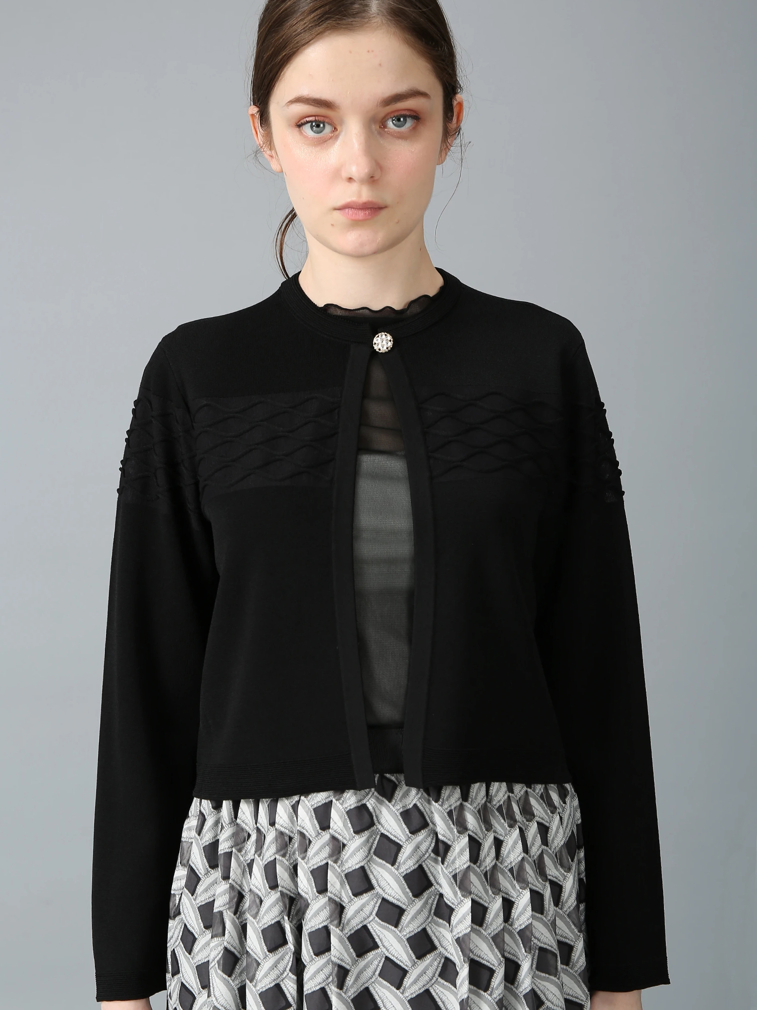 セレネ ショート ニット カーディガン ｜ MORABITO SPELL（モラビト