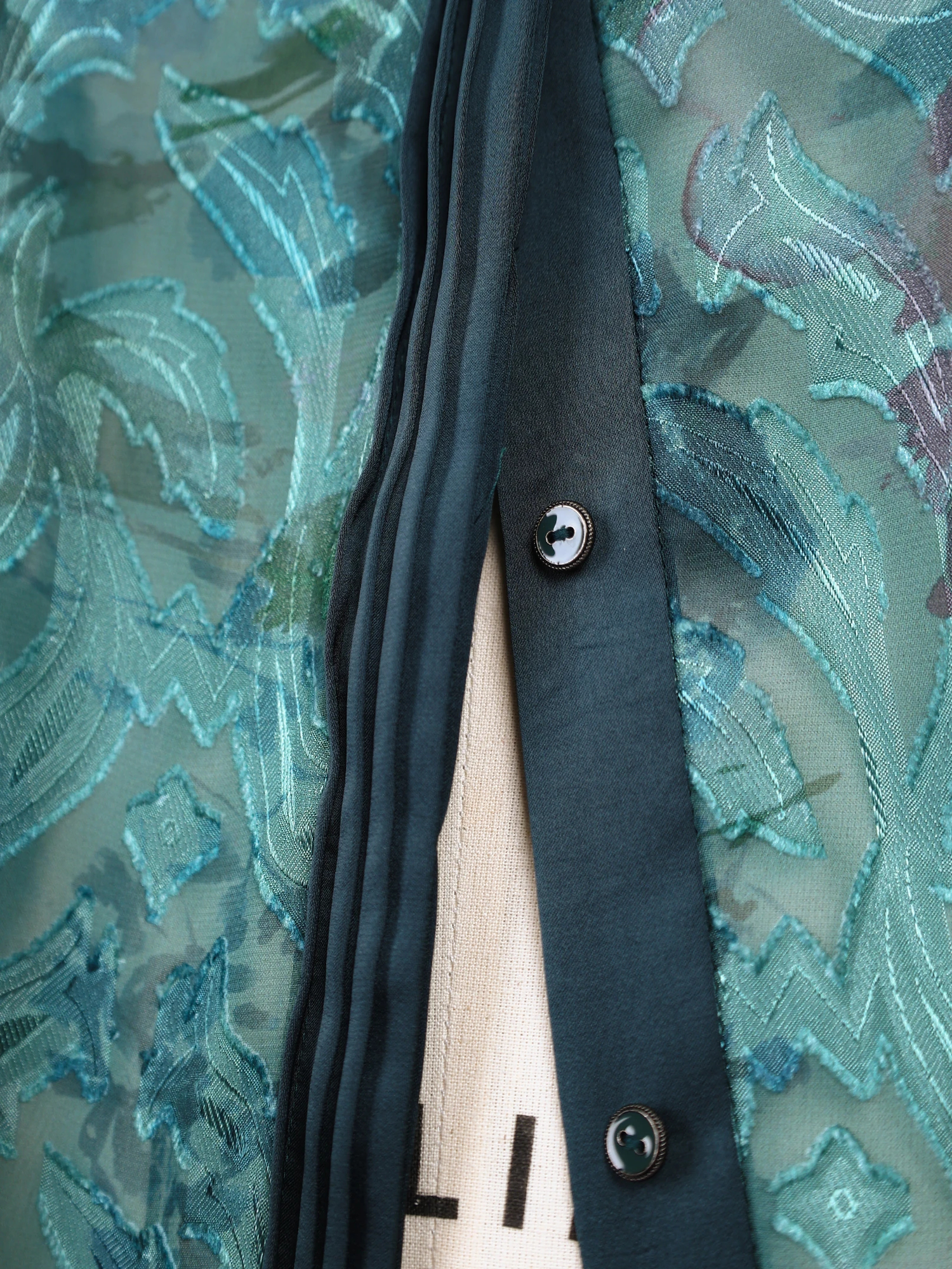 シェードフラワープリント ブラウス シャツ ｜ MORABITO SPELL