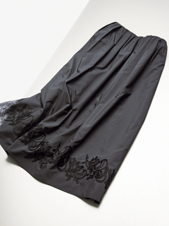 MORABITO SPELL(モラビトスペル) |パウダータフタ スカート