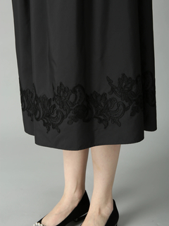 MORABITO SPELL(モラビトスペル) |パウダータフタ スカート