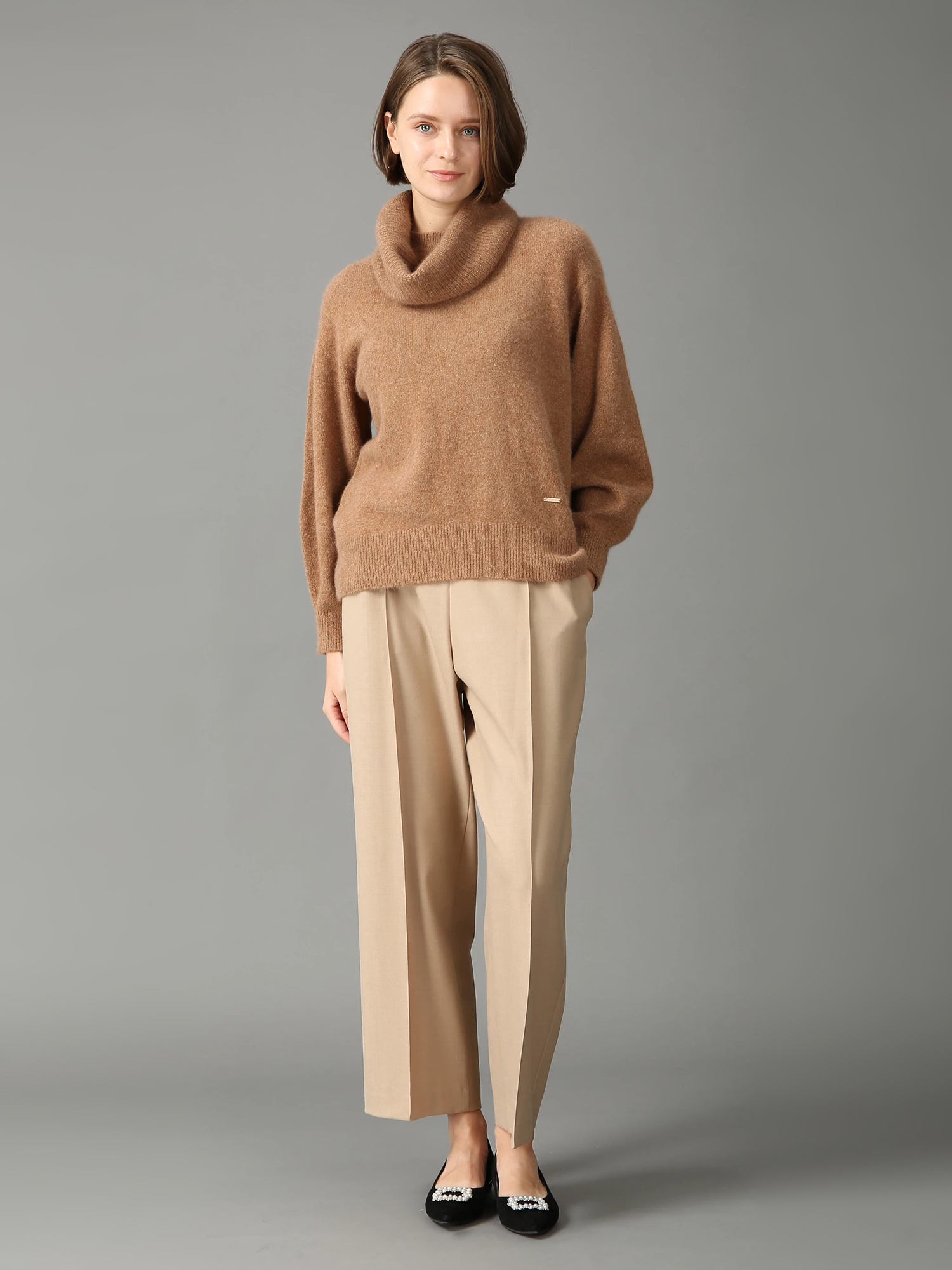 エクラ掲載】 ダーウィン スヌード付き ウール/フォックス ニット