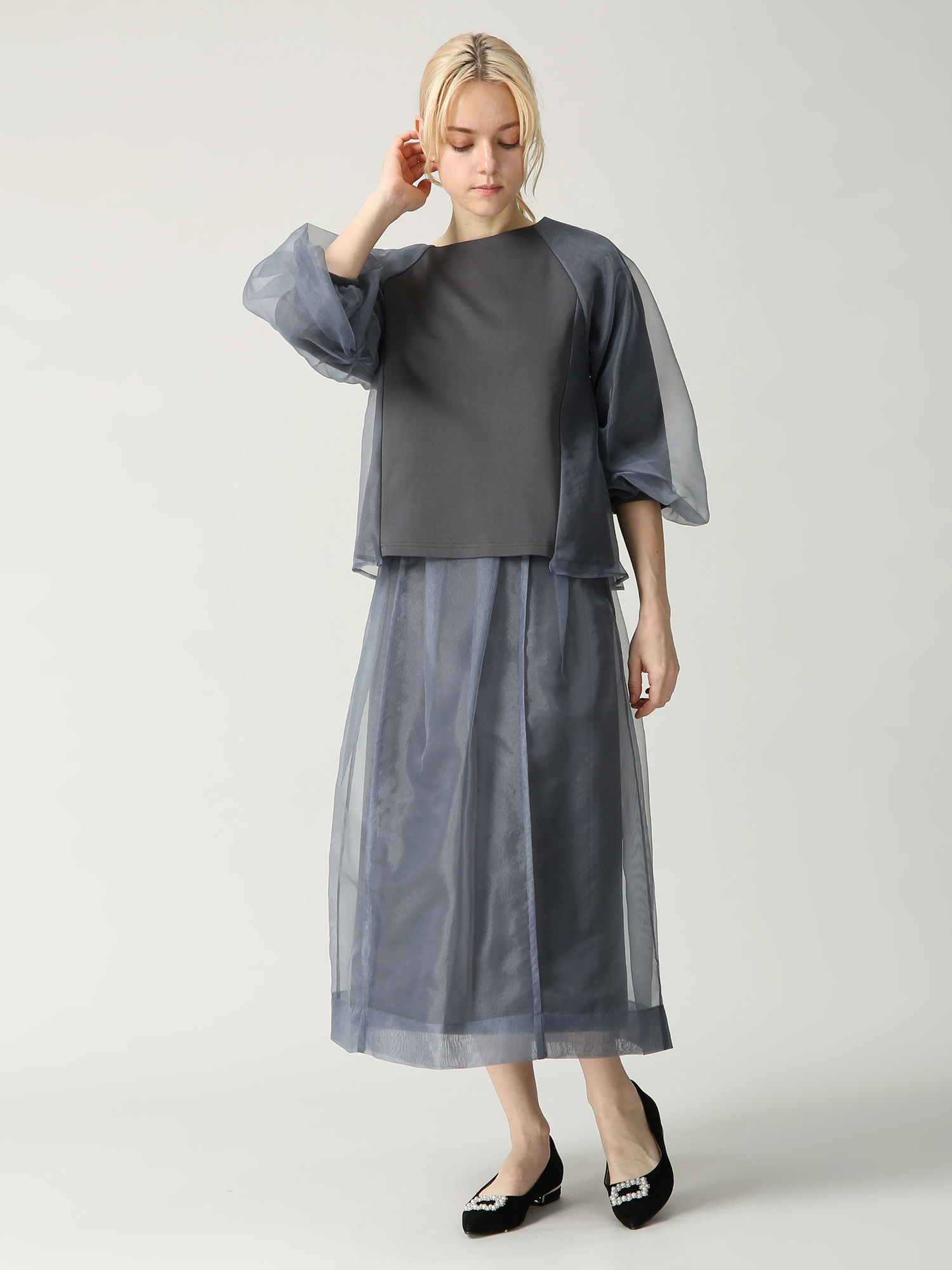 ソフトオーガンジープルオーバー ｜ MORABITO SPELL（モラビトスペル